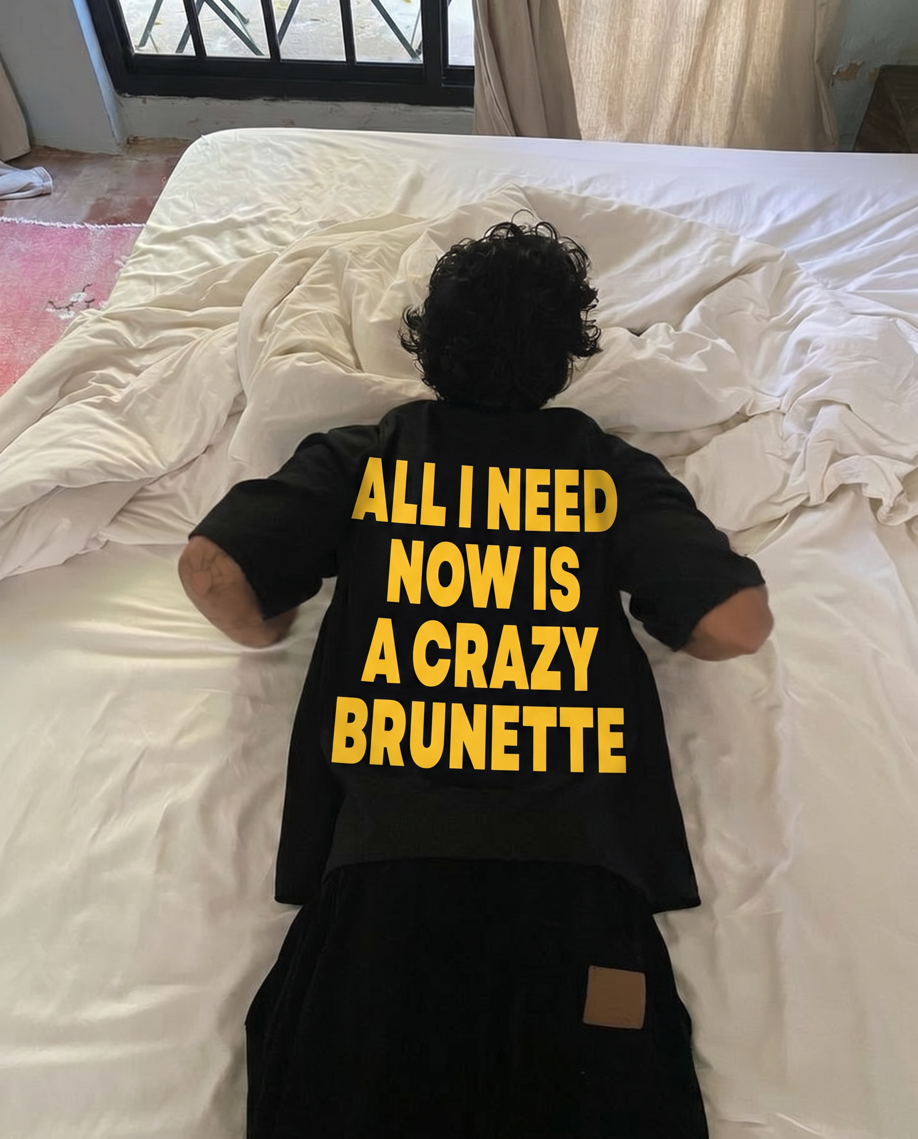 BRUNETTE LOVER