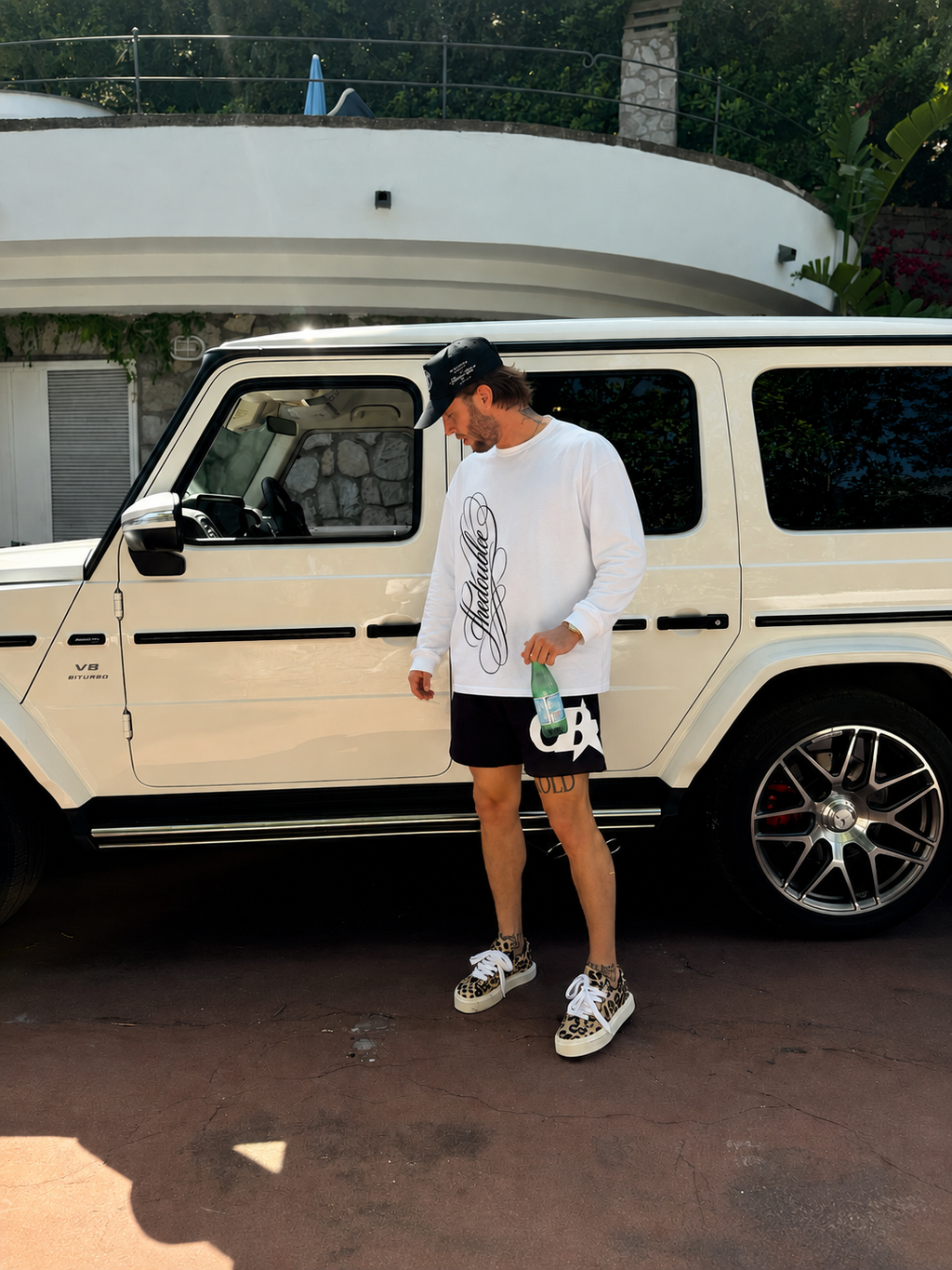 CHICANO LOGO BOXY WHITE LONGSLEEVE
