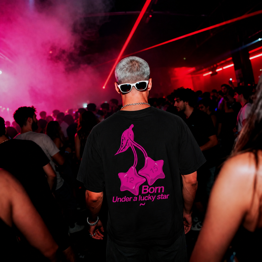 LUCKY STAR BOXY BLACK TEE