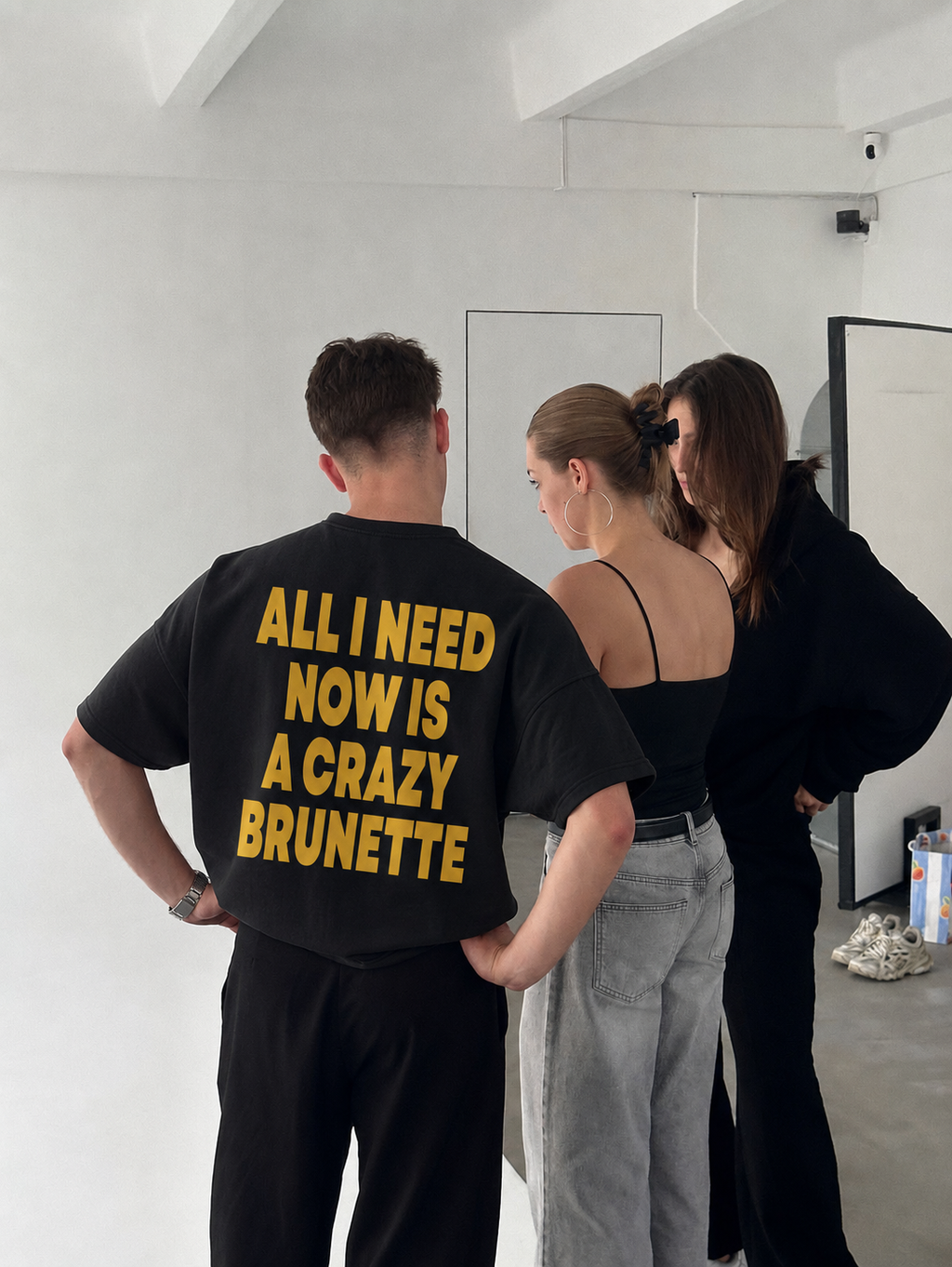 CRAZY BRUNETTE BOXY BLACK TEE