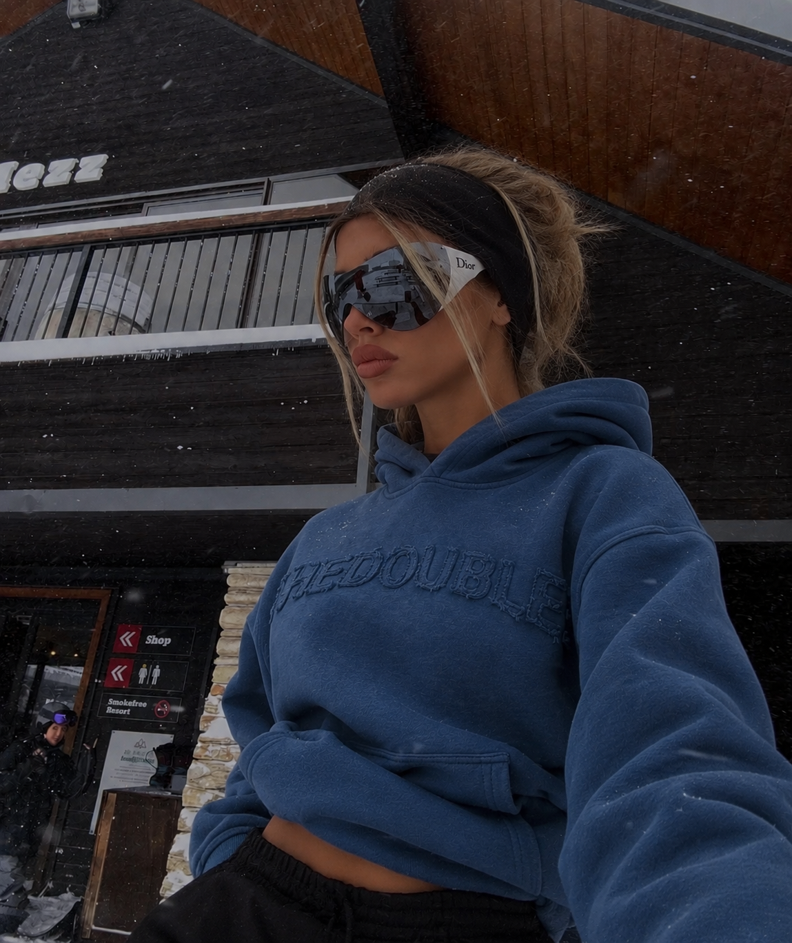 PATCH LOGO BOXY DARK GREY HOODIE