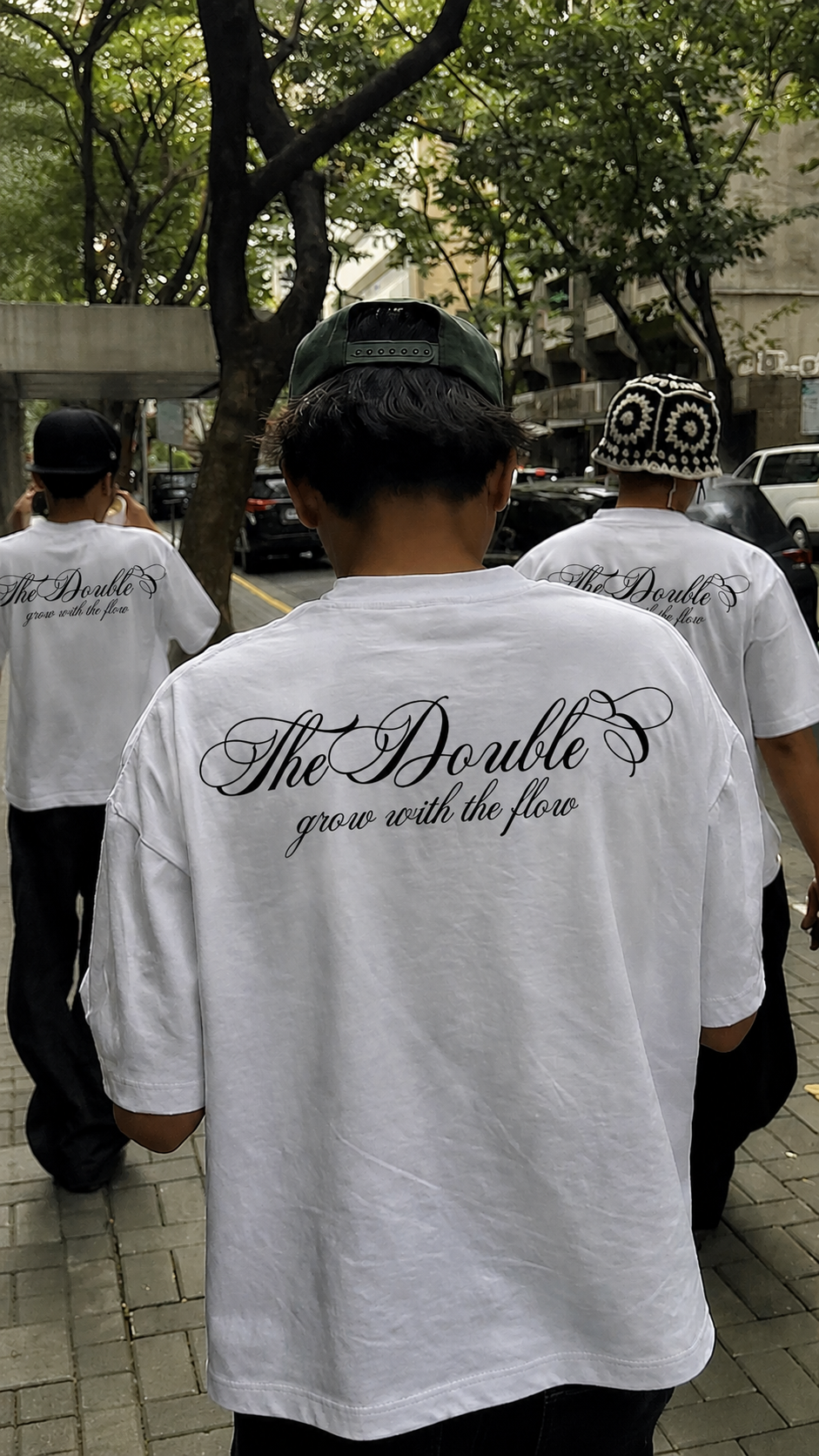 ITALICS LOGO BOXY WHITE TEE