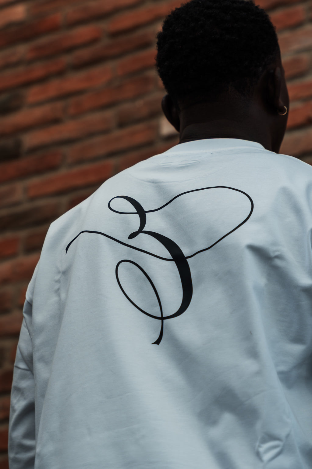 E LOGO LONGSLEEVE WHITE