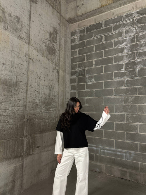 & BOXY BLACK DOUBLE LONGSLEEVE