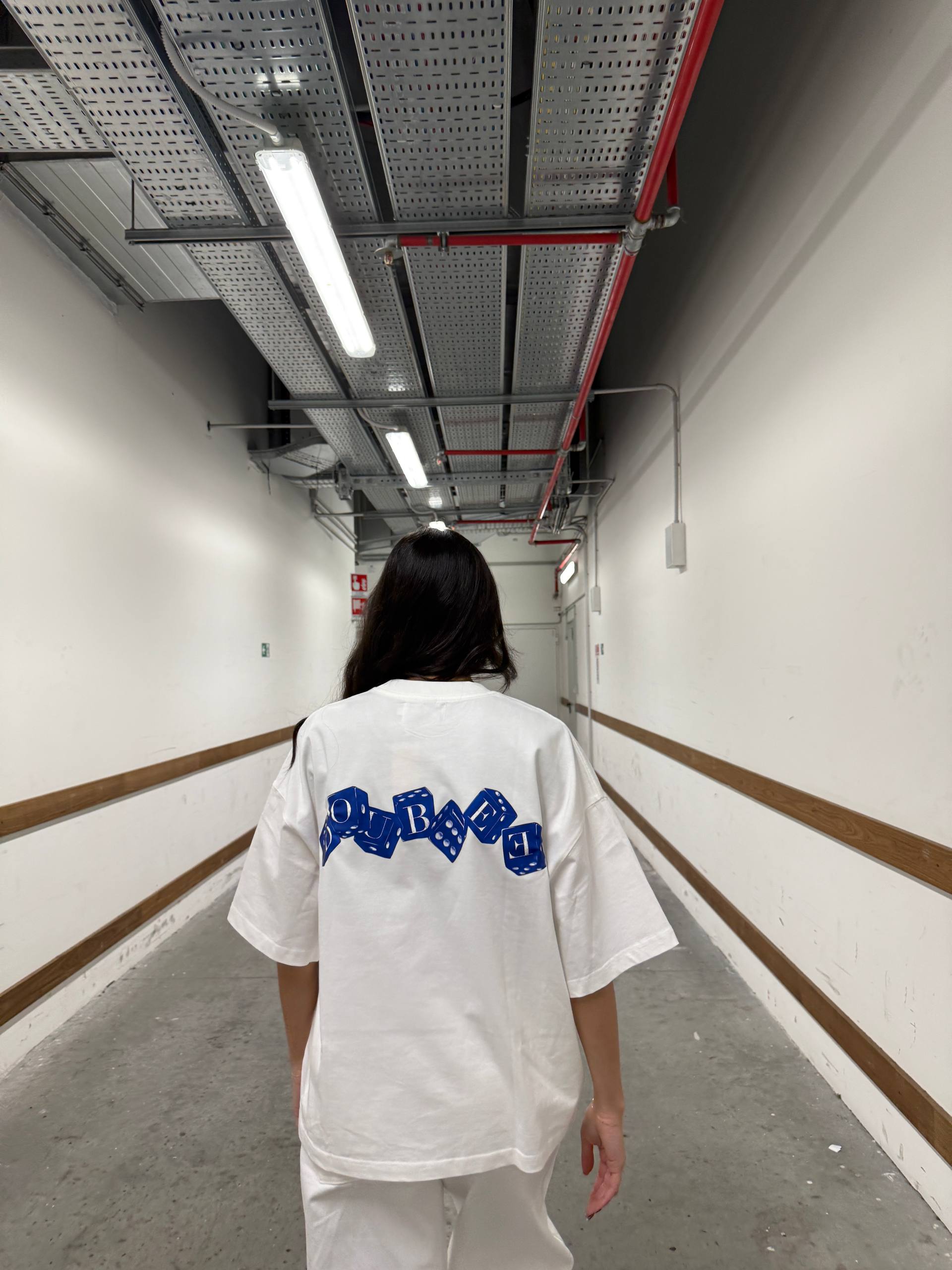 DICE BOXY WHITE TEE