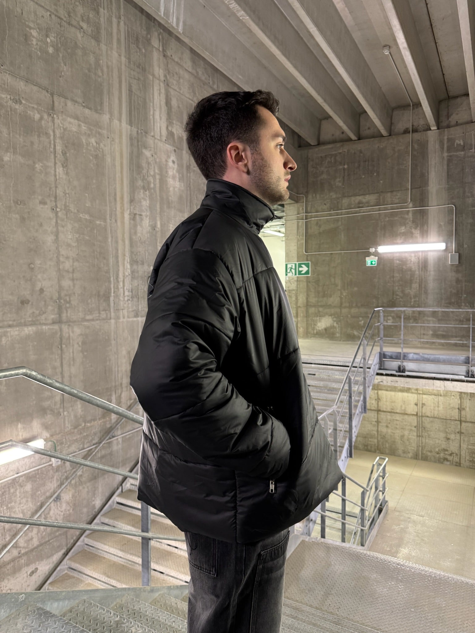 LOGO PUFFER JACKET BLACK