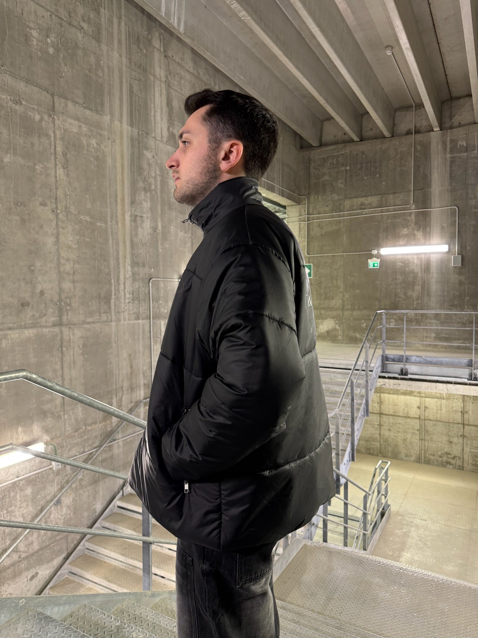 LOGO PUFFER JACKET BLACK