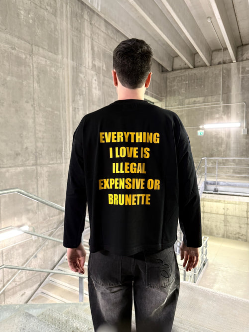 BRUNETTE LONGSLEEVE TEE BLACK