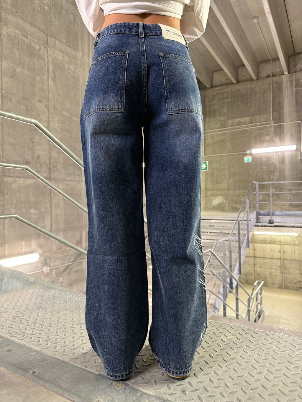 EMBROIDERED WOMEN JEANS DENIM