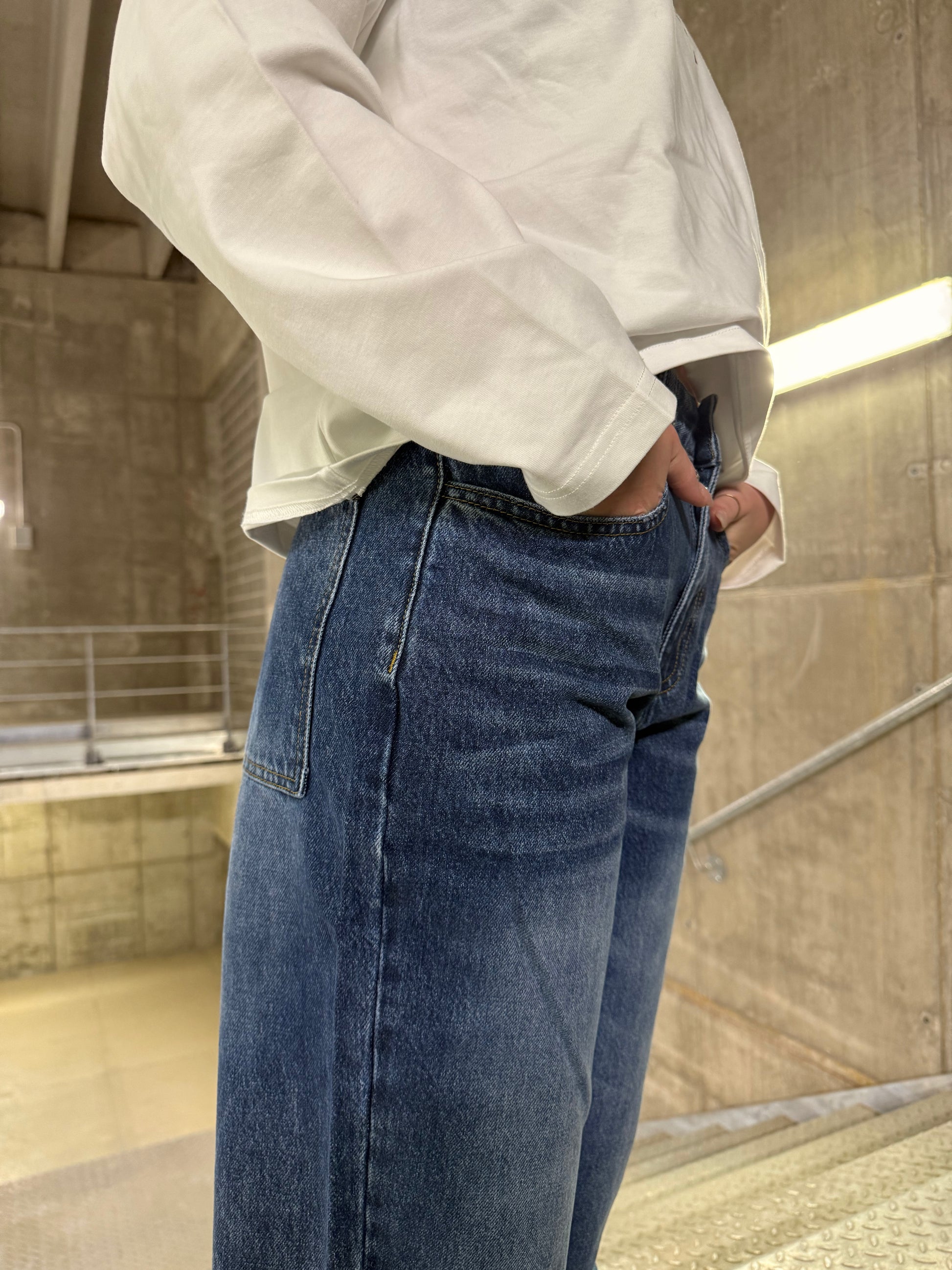 EMBROIDERED WOMEN JEANS DENIM