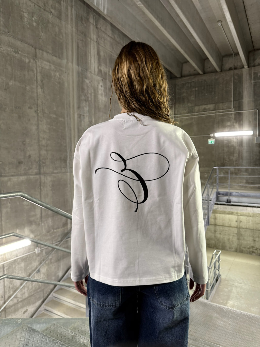 E LOGO LONGSLEEVE TEE WHITE