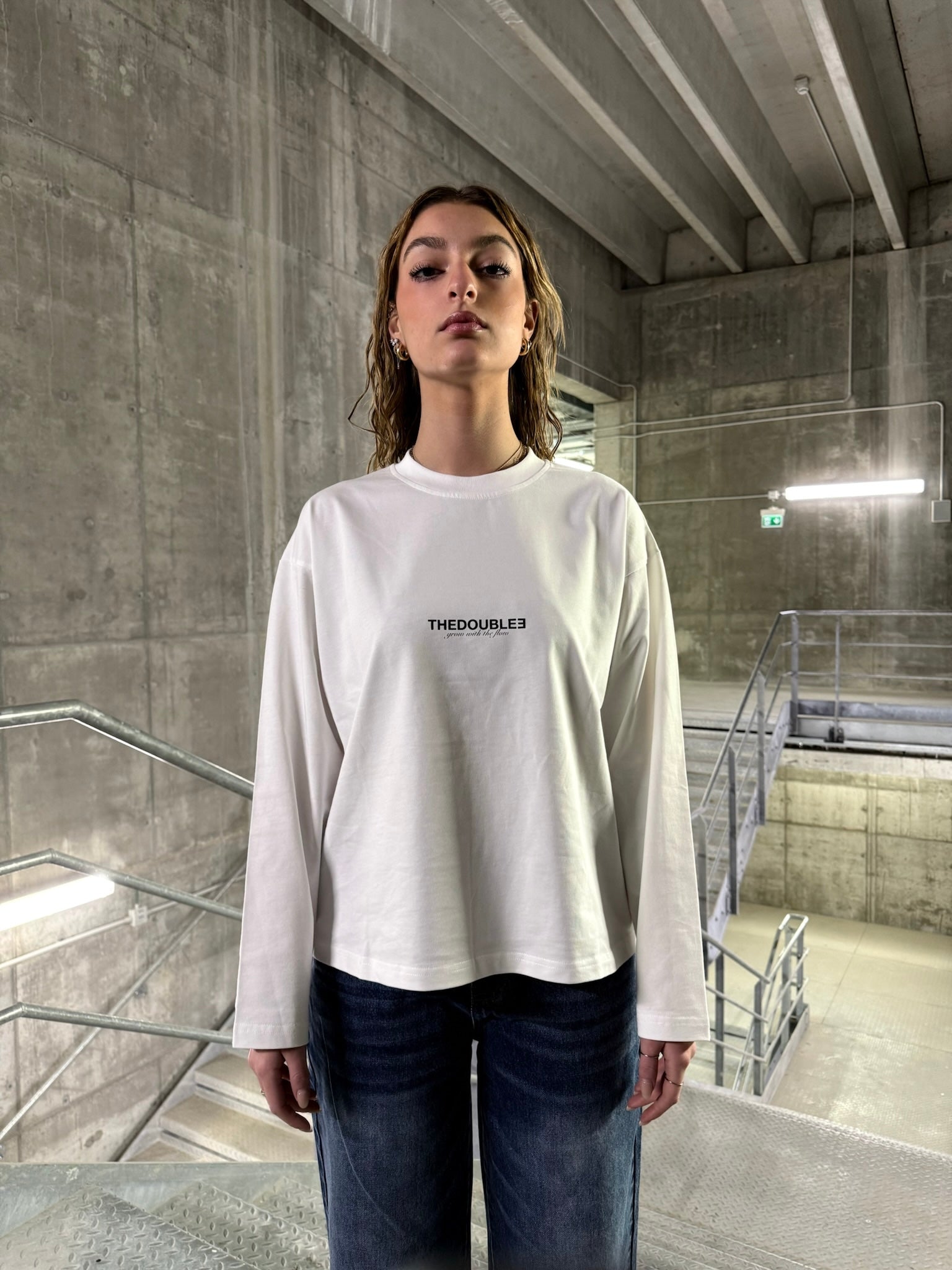 E LOGO LONGSLEEVE TEE WHITE