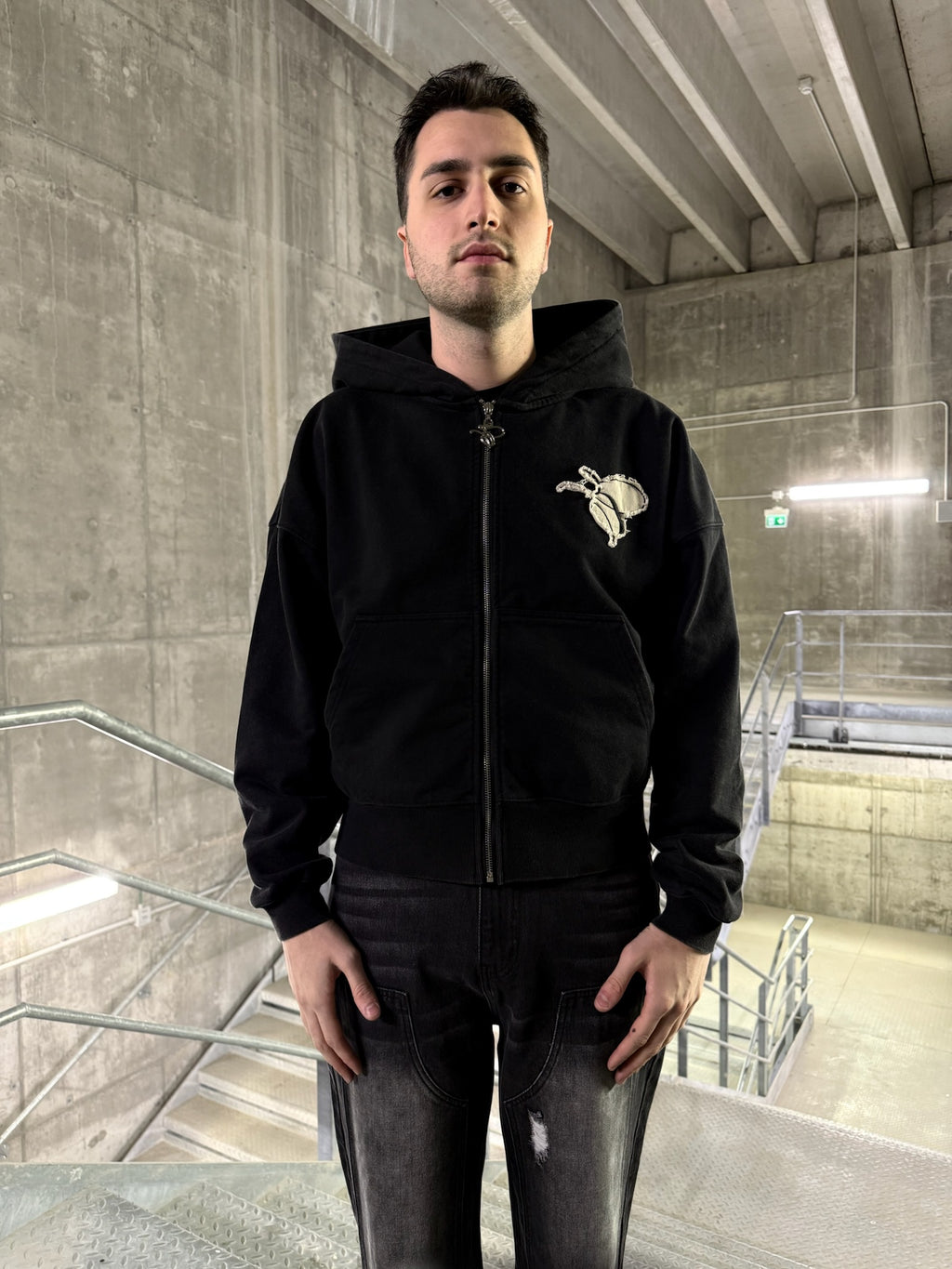 PATCH ZIP HOODIE BLACK