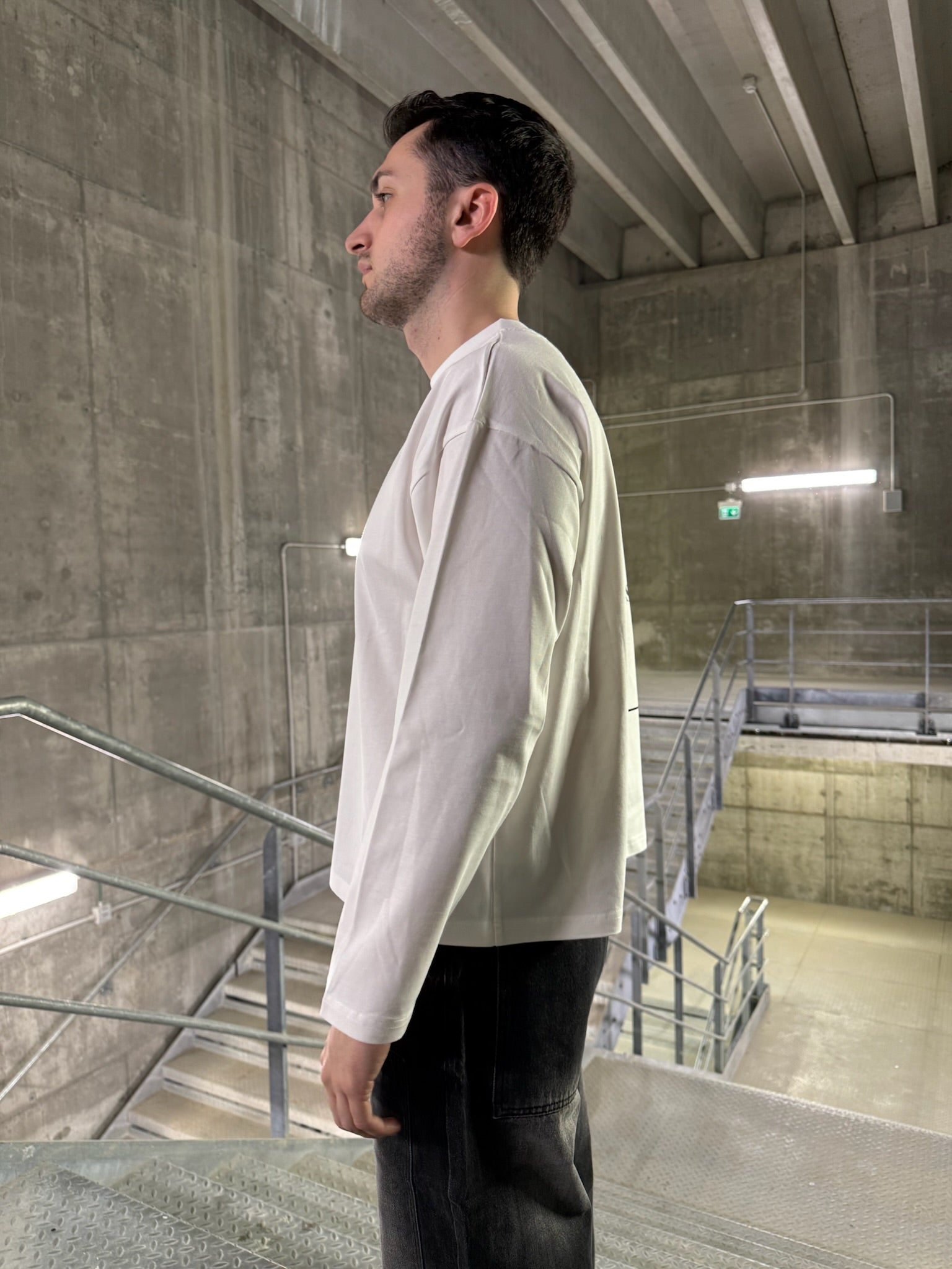 LUCKY BOXY LONGSLEEVE TEE WHITE