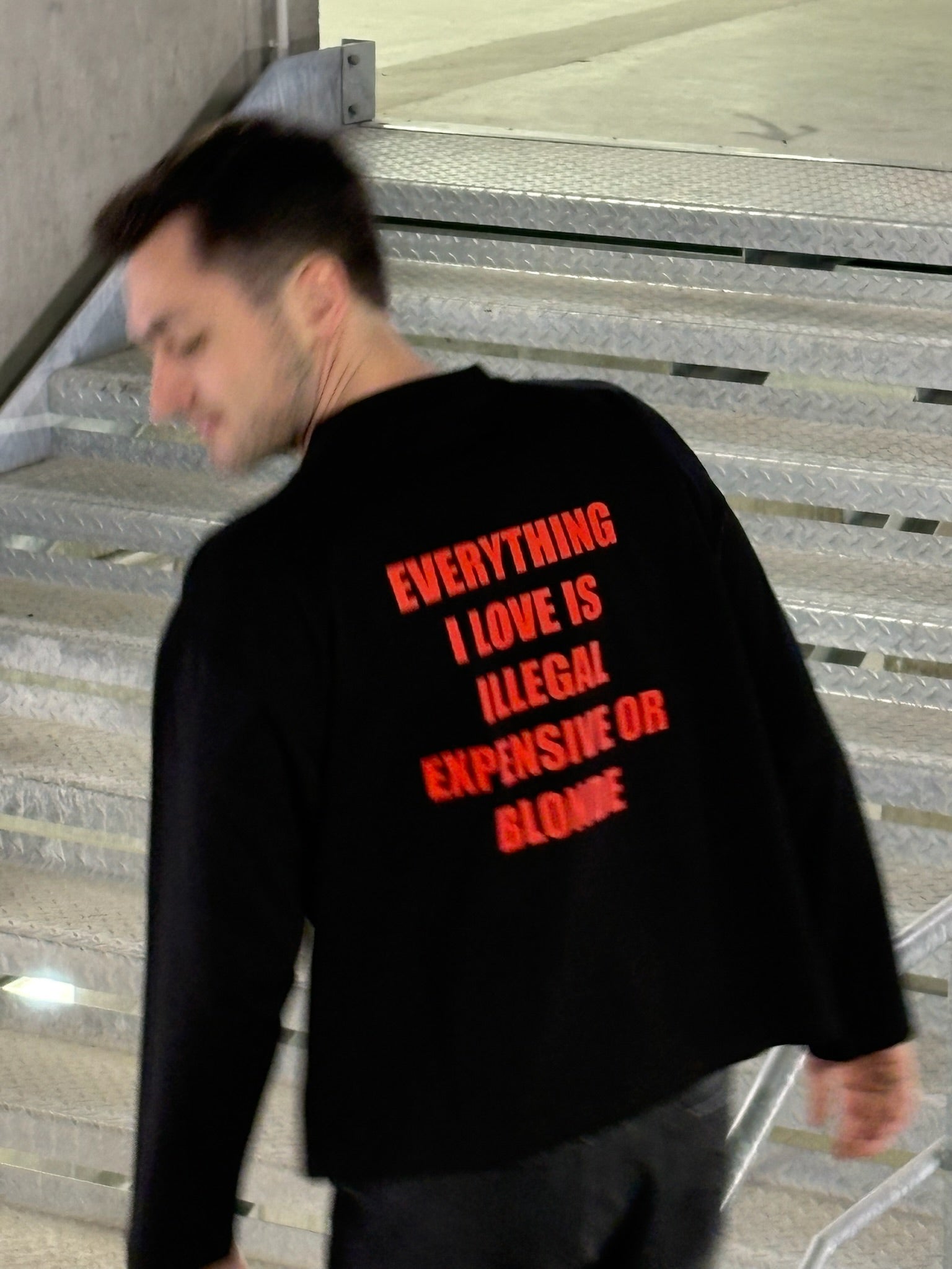 BLONDE LONGSLEEVE TEE BLACK