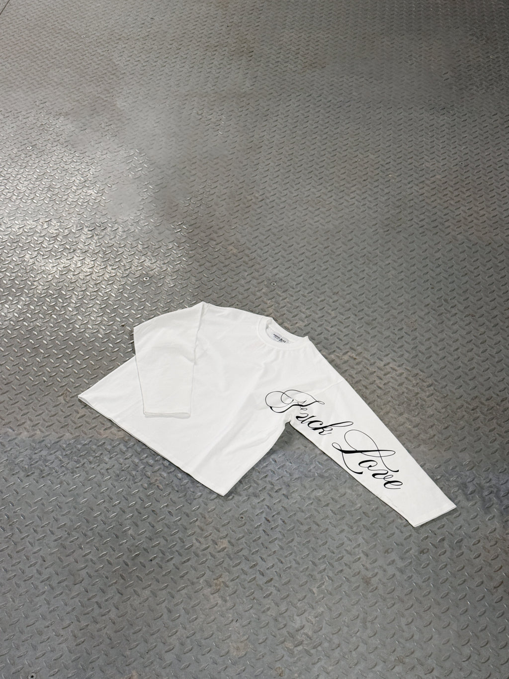 F**K LOVE BOXY WHITE LONGSLEEVE