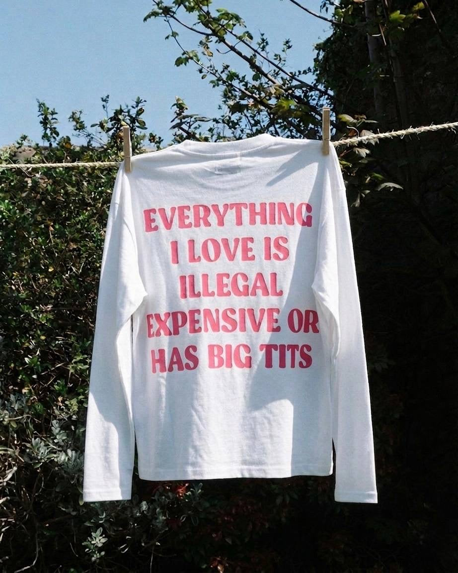 BIG TITS BOXY WHITE LONGSLEEVE