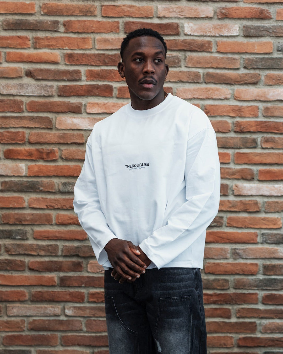 E LOGO LONGSLEEVE WHITE