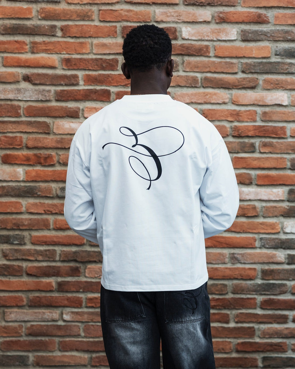E LOGO LONGSLEEVE WHITE