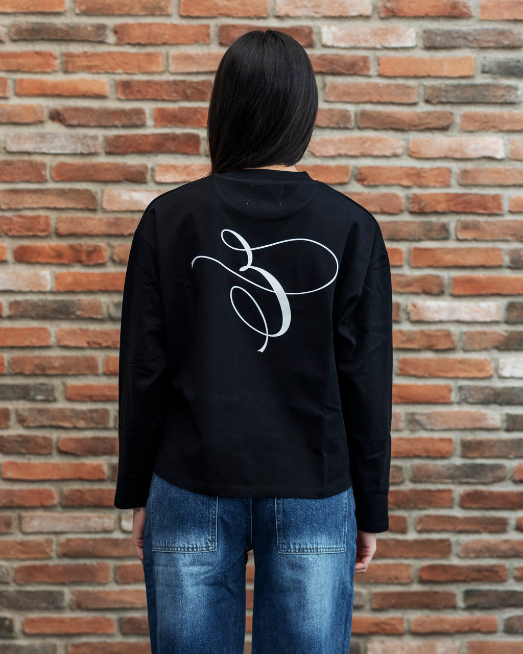 E LOGO LONGSLEEVE BLACK
