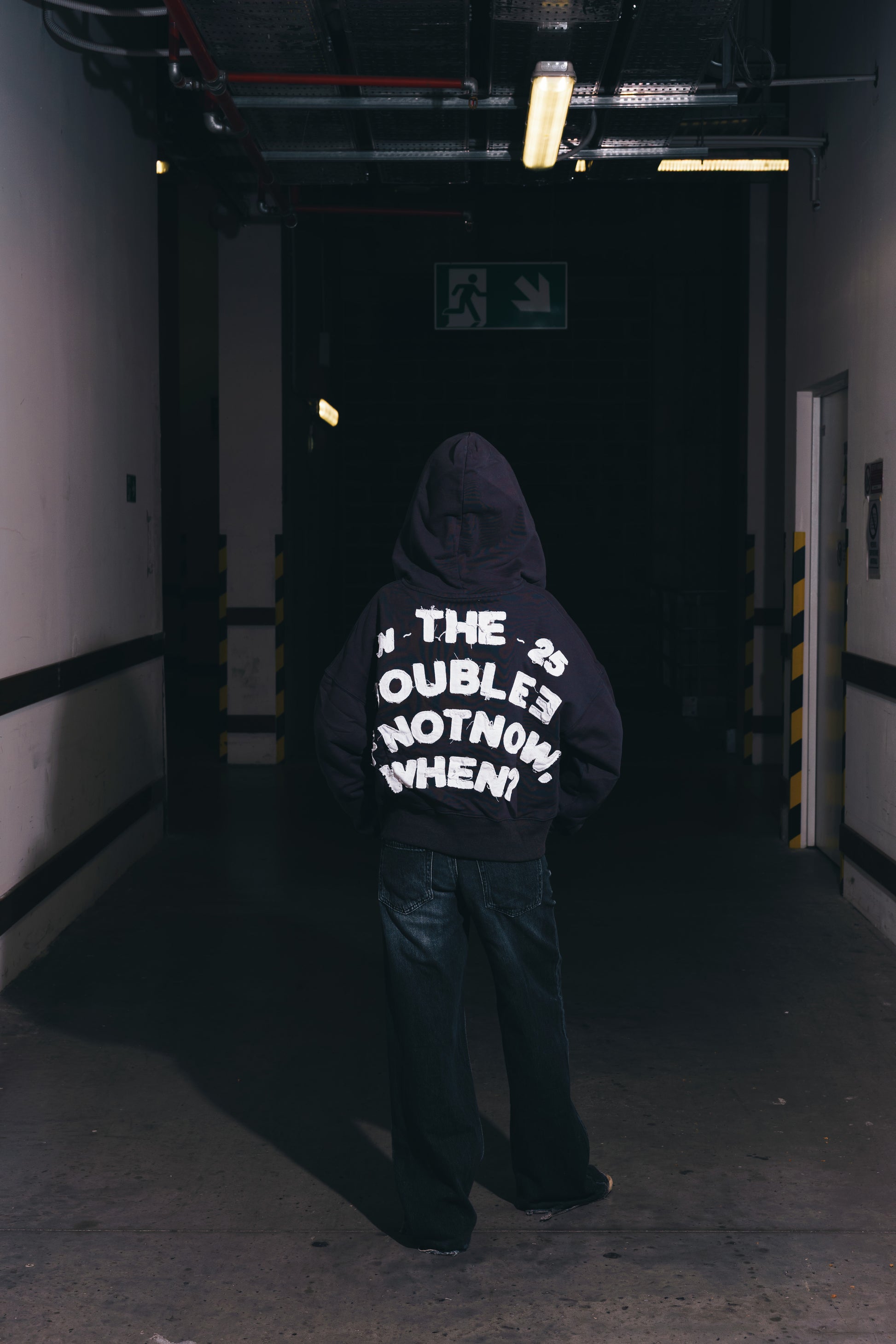 PATCH LOGO BOXY DARK GREY HOODIE