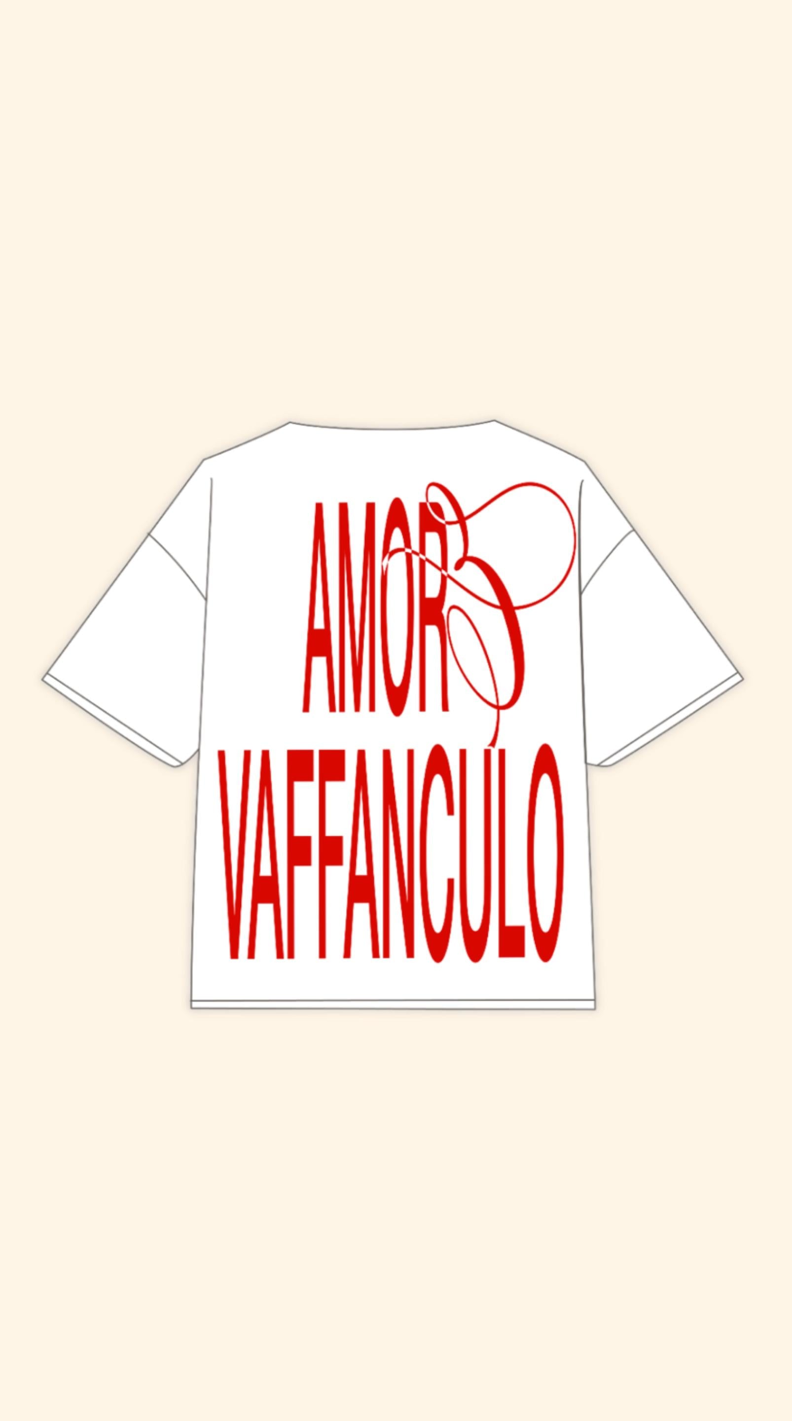 AMORE BOXY WHITE TEE