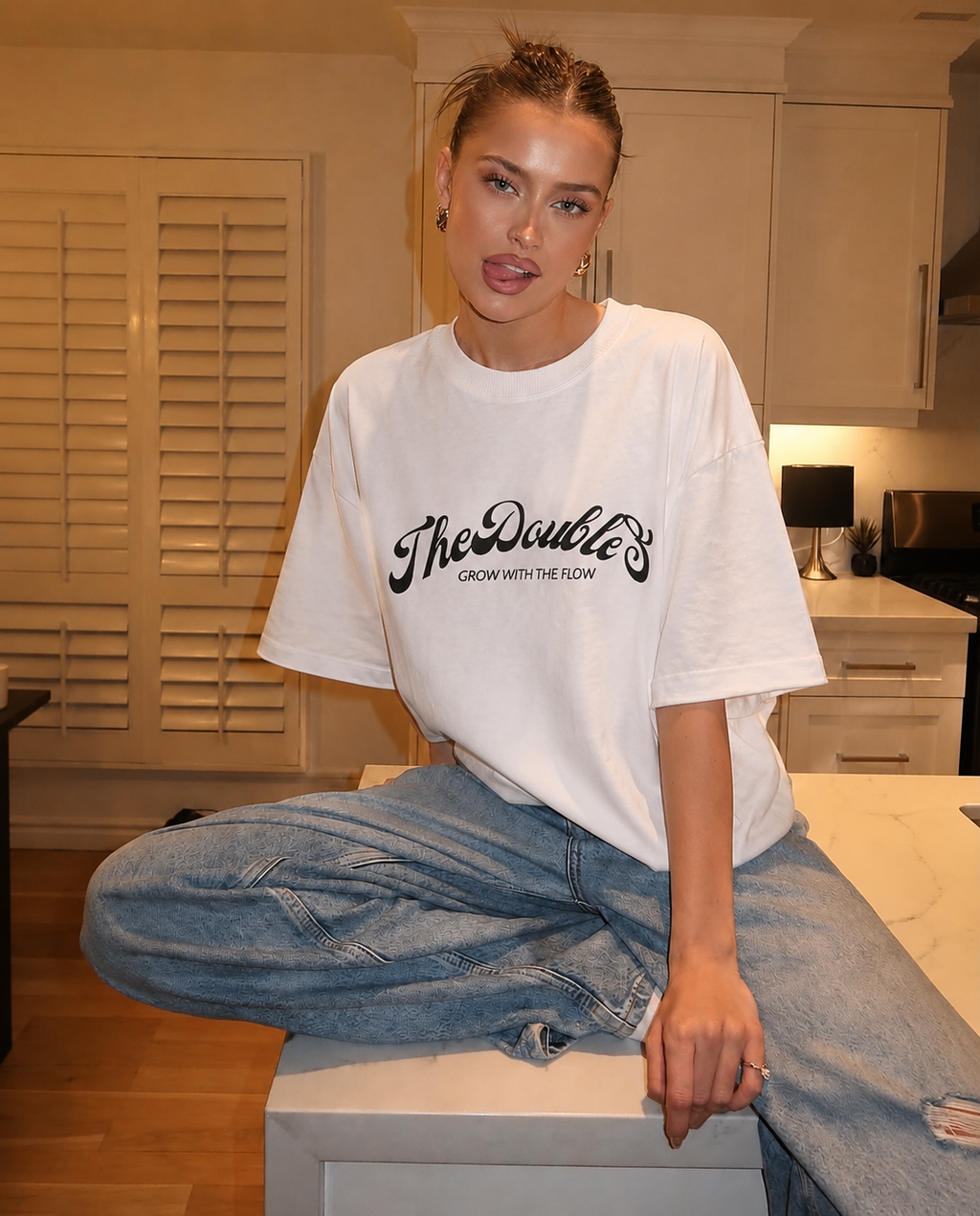 MAGLIETTA BIANCA AMPIA CON LOGO ITALICS SPESSO